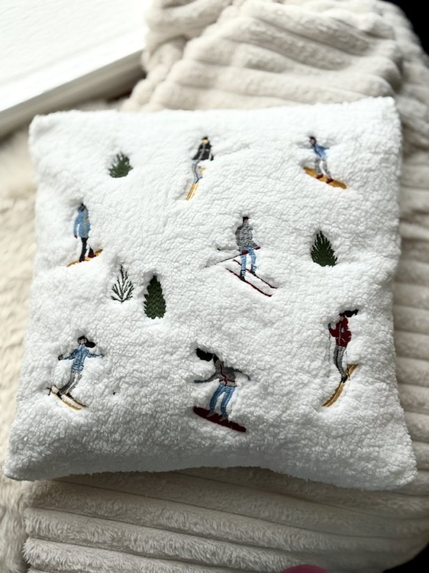 Povlak na polštář FLUFFY SKIERS