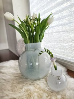 Skleněná váza ERNST 22 cm - MILK