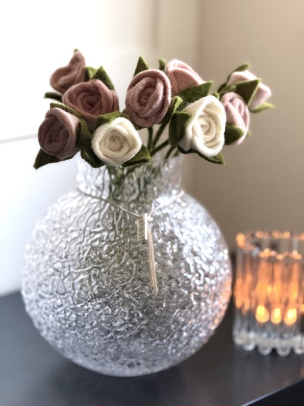 Plstěná květina ROSE, 2 typy - Barva: Růžová