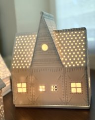 Porcelánový svícen Perníková chaloupka velká