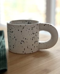 Designový hrneček MUG SPOTTED, 0,3L