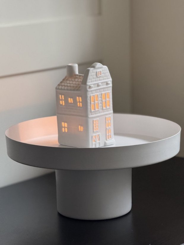 Porcelánový svícen domeček ,,Krejčovství" - matný