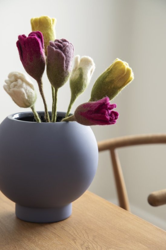 Plstěná květina TULIP, 4 typy - Barva: Fialová