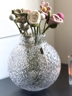 Plstěná květina ROSE, 2 typy