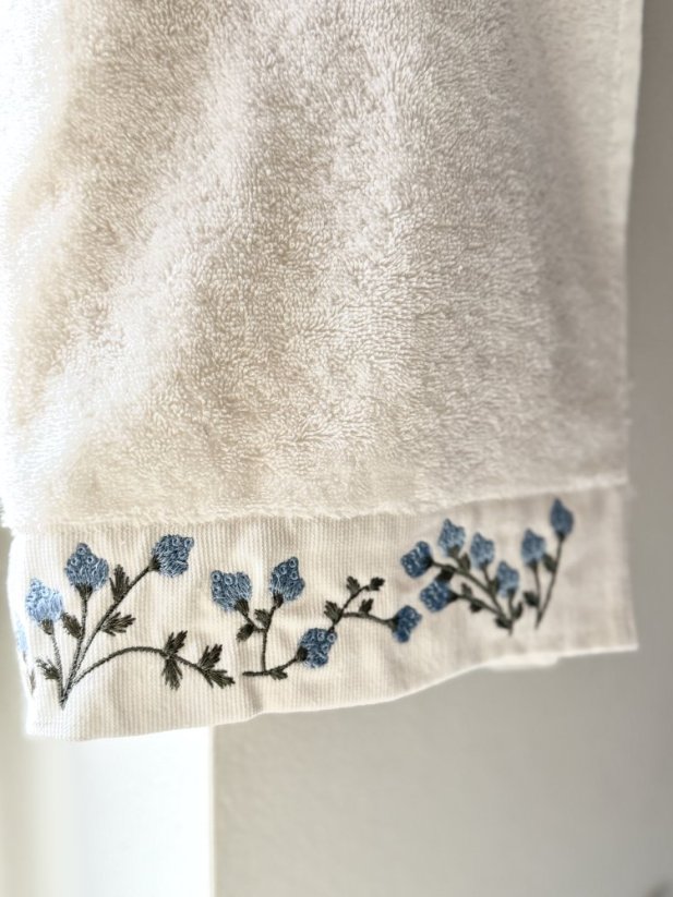 Jarní osuška na ruce, výběr ze 2 typů - Typ : Se žlutou výšivkou