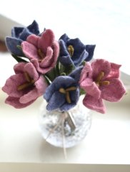 Plstěný Crocus, 18 cm, výběr z barev