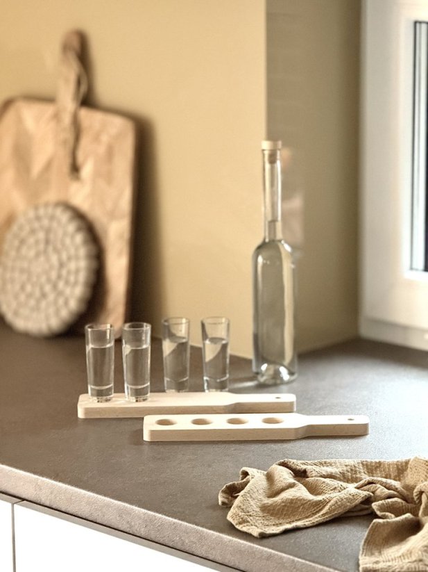 Servírovací prkénko na panáky